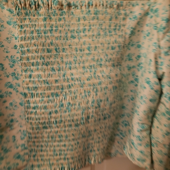 Levi's Women's Long Sleeve Statement Blouse - Picture 8 of 10